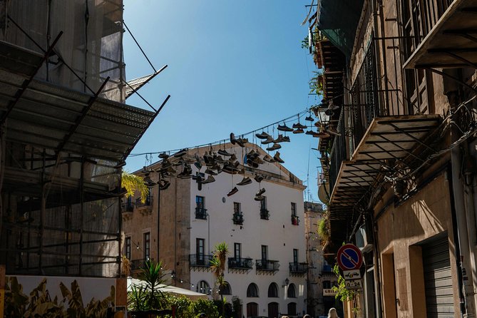 Private City Kickstart Tour: Palermo - Porta Nuova and the view toward the sea