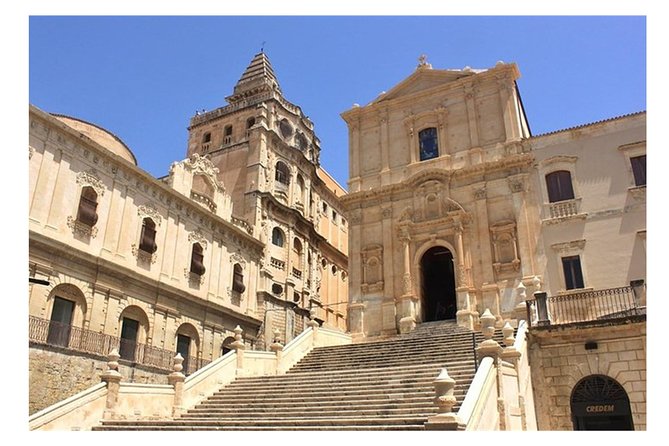 Private Day Tour to Syracuse and Noto - The private car question matters