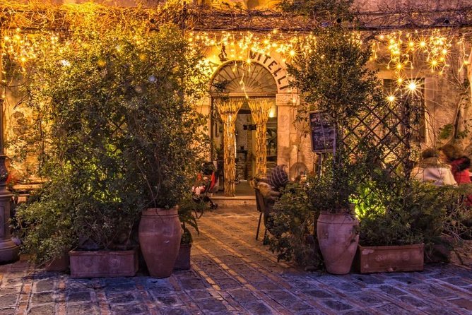 Private Excursion to Taormina from Catania on the ways of the Godfather - The private vehicle question