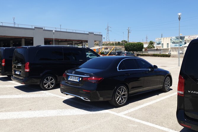 Private One Way Transfer from Catania to Syracuse - Arriving in Ortigia, Syracuse