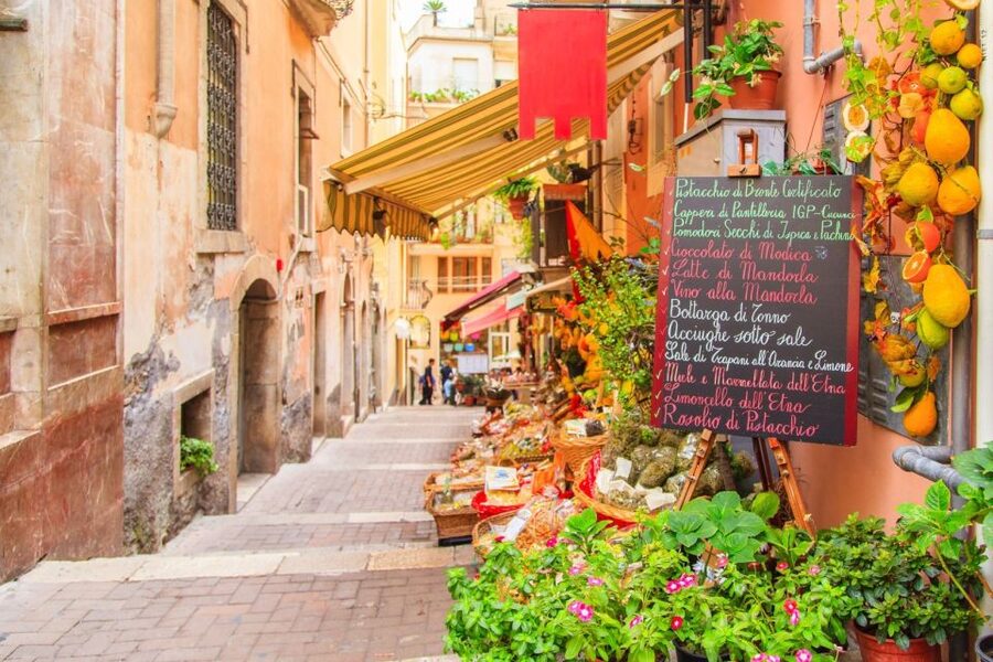 Private Taormina Top City Sights Walking Tour - Starting beneath Porta Messina