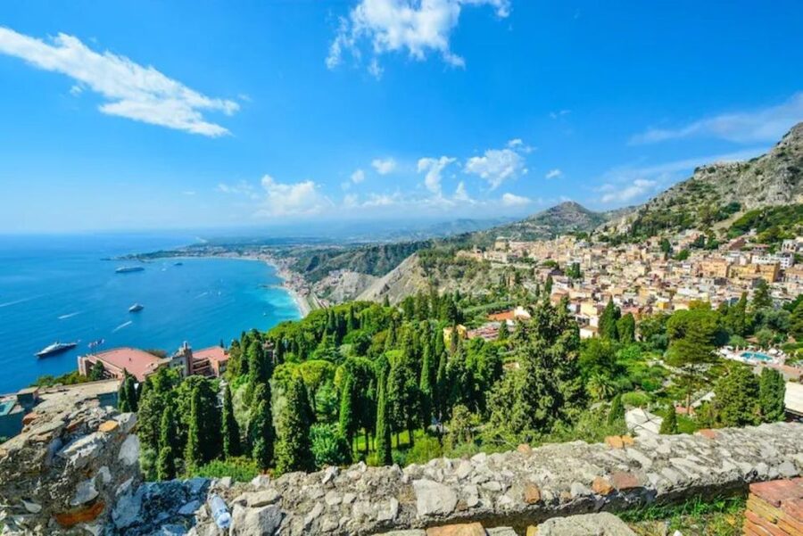 Private Taormina Top City Sights Walking Tour - Porta Catania and the old town approach