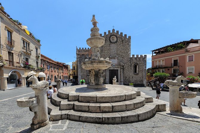 Private Taormina Walking Tour & Greek Theatre - Palazzo Corvaja and the small Roman Odeon