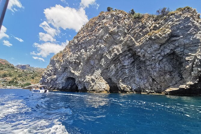 Private Taormina White Lotus luxury experience - Arriving from Messina by private van