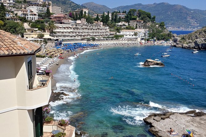 Private TAXI from CATANIA (wherever) to TAORMINA (or viceversa) - The one-hour road to Taormina