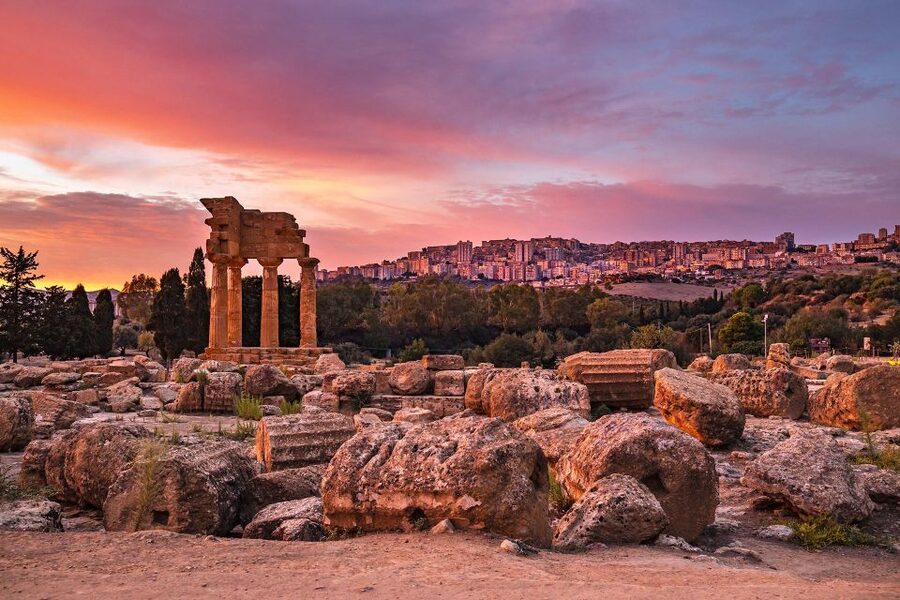 Private Tour : Agrigento & Scala dei Turchi - Scala dei Turchi in a short coastal stop