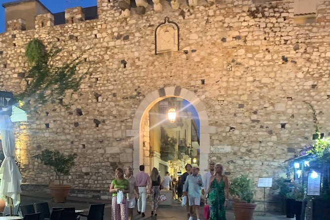 Private Tour Alcantara Gorges, Taormina and Messina. Departure Messina - A short return through Messina