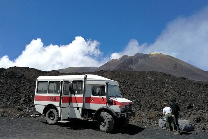 Private Tour Mt. Etna from Taormina - Walking the extinct craters at 2,000 meters