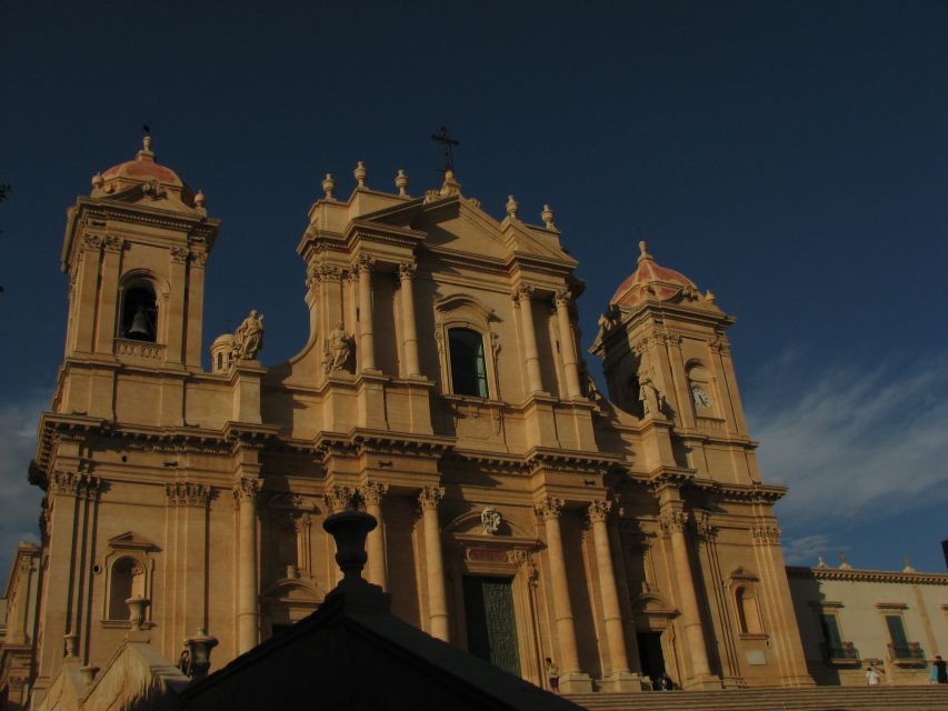 Private Tour of Noto with a local guide - Starting at Porta Reale