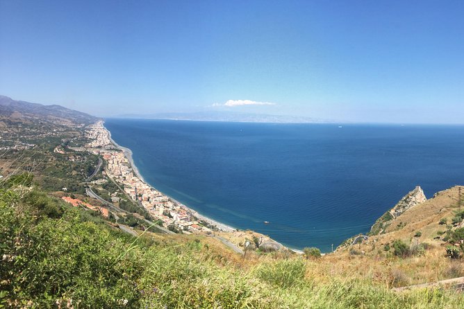 Private Tour "The Godfather" from Taormina visit of Savoca and Forza D'Agrò - What the private vehicle adds