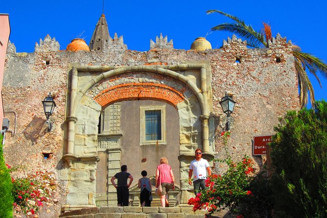 Private Tour "The Godfather" from Taormina visit of Savoca and Forza D'Agrò - Guide quality can shape the whole outing