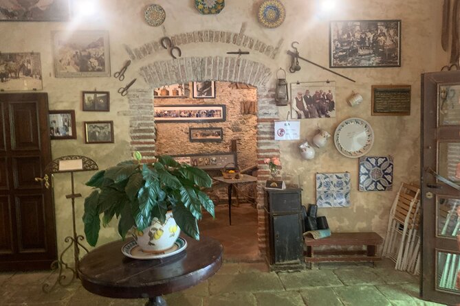 Private Tour to Taormina, Savoca and Messina starting from Messina - Isola Bella: fifteen minutes for the classic photograph
