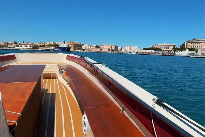 Private Tour with Homemade Products and Drinks in Syracuse - Plemmirio and the Gulf of Pillirina swimming stop