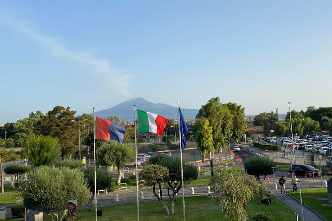 Private Transfer from Catania Airport to Siracusa or Taormina - Booking details that deserve your attention