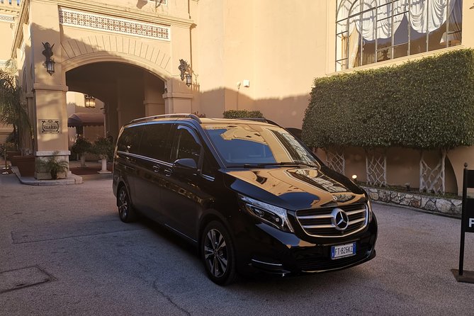 Private transfer from Palermo airport to Palermo city - Inside the private car