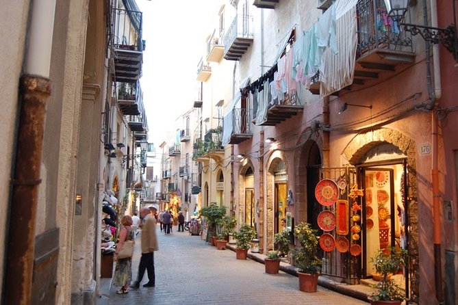 Private Transfer from Palermo Airport to Your Hotel in Cefalu - A practical arrival plan
