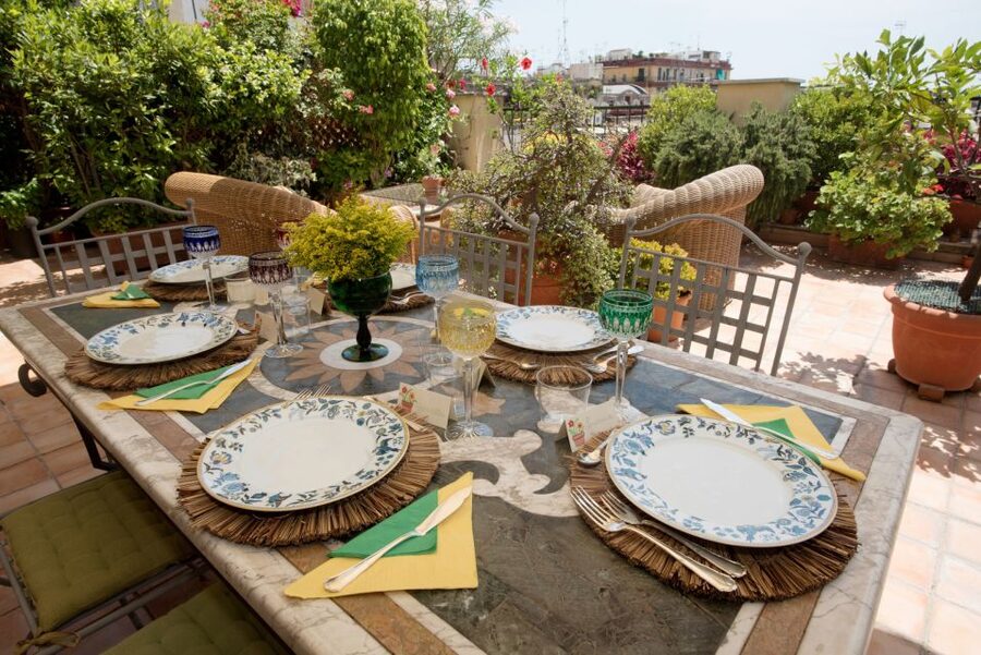 Ragusa: Dining Experience at a Local's Home - Arriving at your Cesarina host’s home