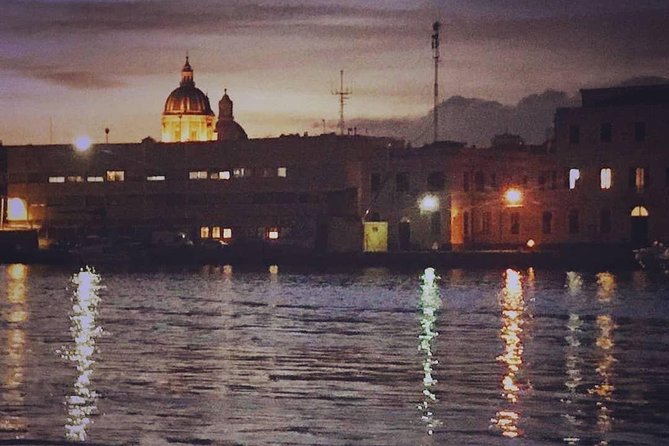 Romantic dinner on a boat - Catania - Catania’s coast after sunset