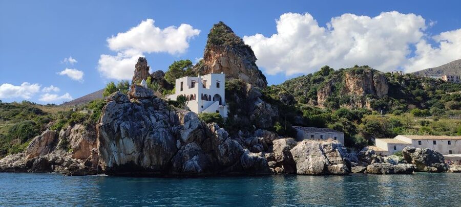 San Vito Lo Capo: Boat Trip with 3 Swimming Stops and Snacks - Leaving San Vito Lo Capo by boat
