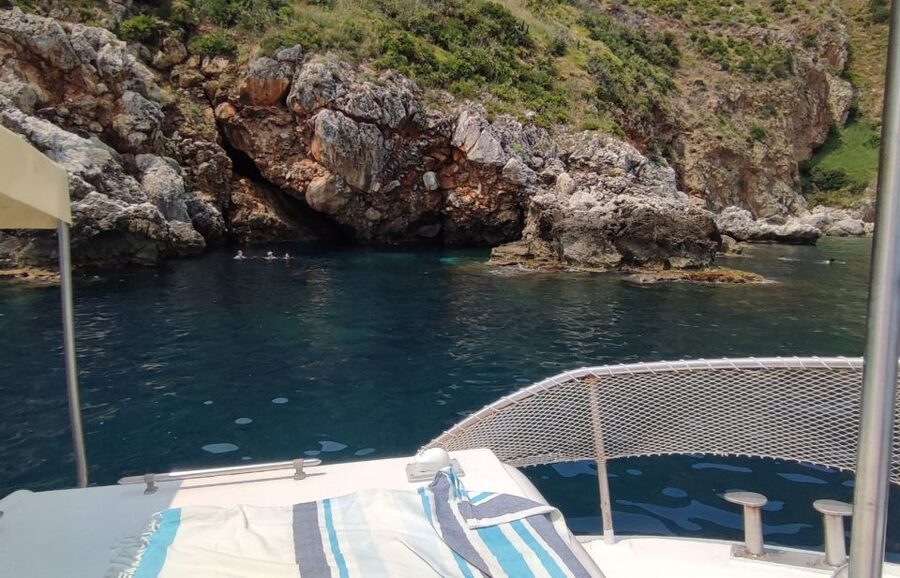 San Vito Lo Capo: Boat Trip with 3 Swimming Stops and Snacks - What $59 buys you