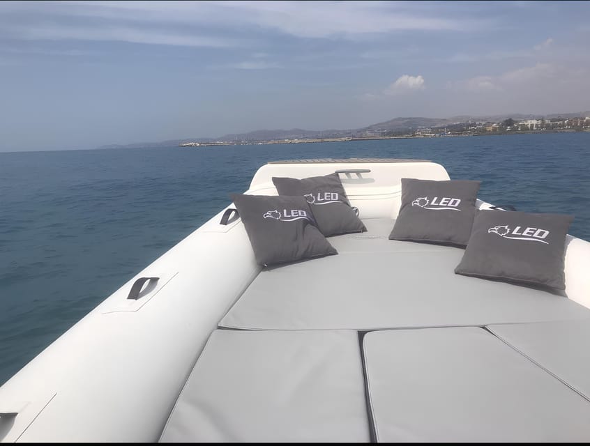 Scala dei Turchi: dinghy excursion at Scala dei Turchi - Agrigento’s temples seen from the water
