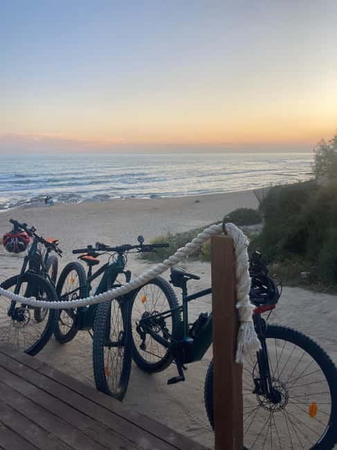 Scala Dei Turchi: E-BIKE TOUR Hidden Beaches, Sea, Relaxation [+SNORKELING ] - What the e-bike changes, and what it does not