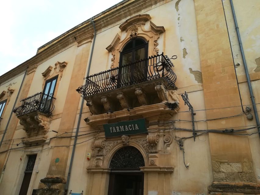Scicli: Guided Walking Tour in Baroque City Center - What the guide can add, and what to confirm