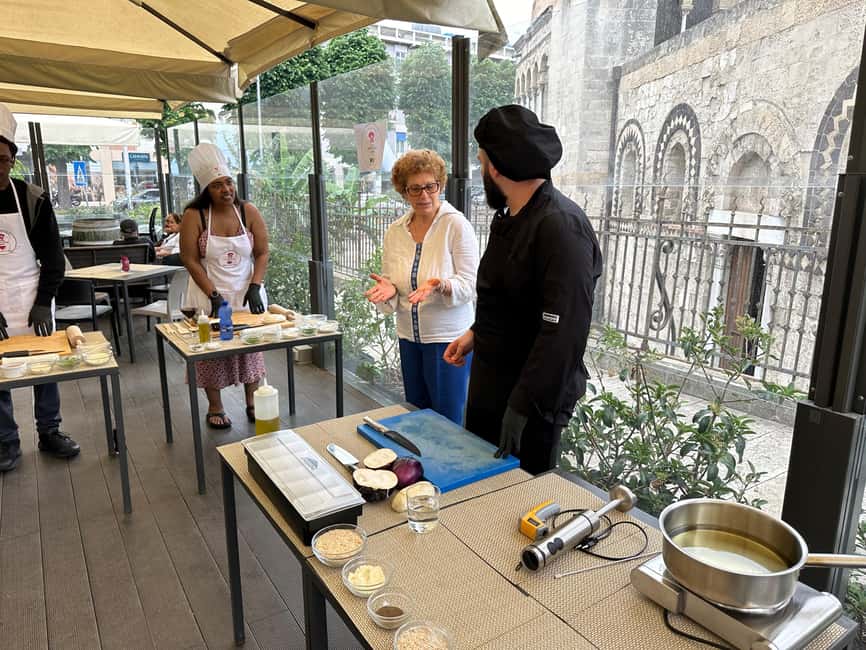 Scuola di Cucina tipica Siciliana con Pranzo Incluso - Messinese braciole, a local main course
