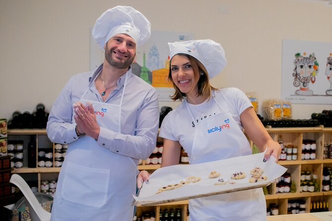 Sicilian cooking Class and Visit to the Catania Market - Seeing Catania through its fish market