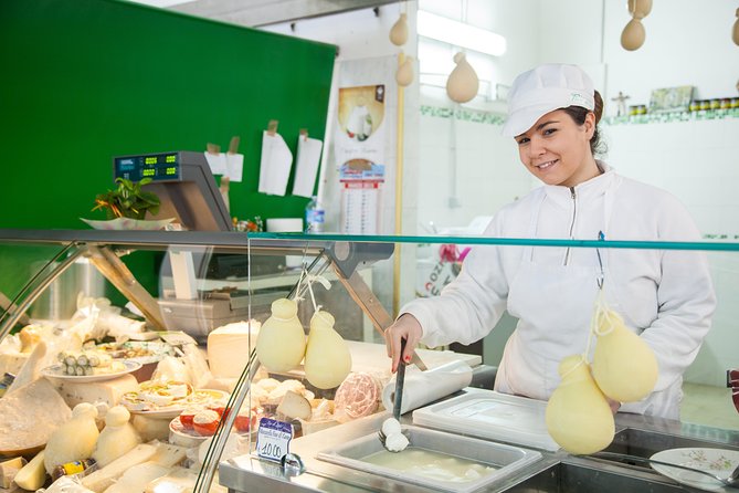 Sicilian Cooking Class in Taormina - Shopping for lunch at Taormina’s food market