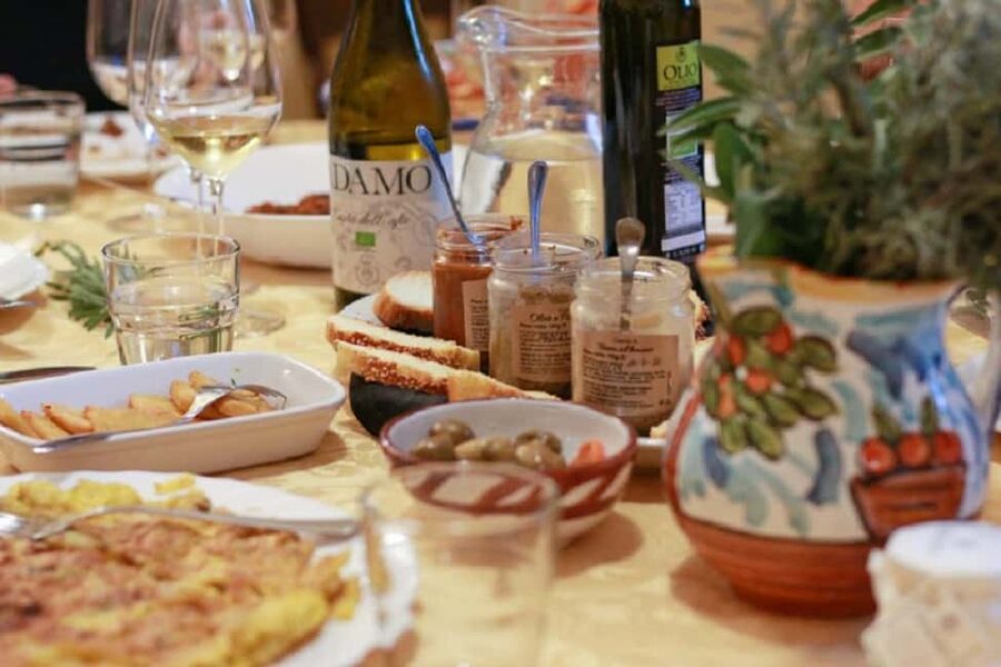Sicilian cooking class in the historic baglio Florio Adamo - The people leading the class
