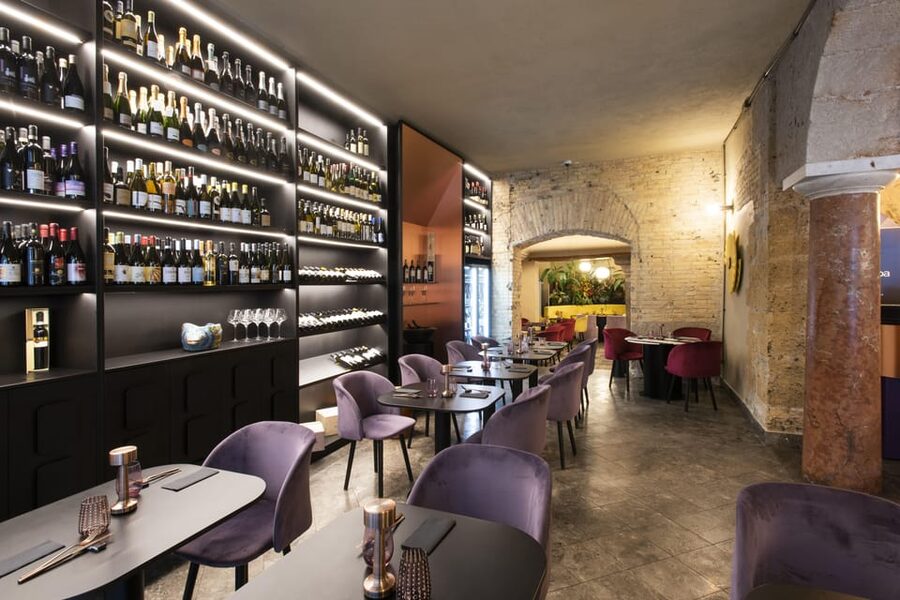 Sicilian wine tasting and hors d'oeuvres in an 18th century palace - What happens during the four pairings