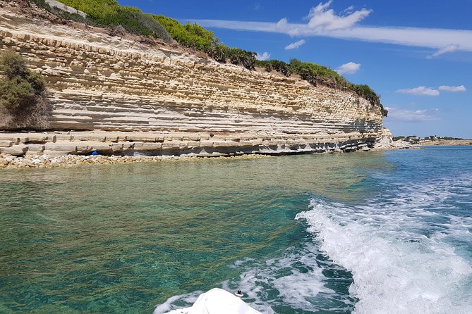 Sicily Boats Avola: Plemmirio boat tour 4 people 4 hours - Snorkeling in the Plemmirio Marine Reserve
