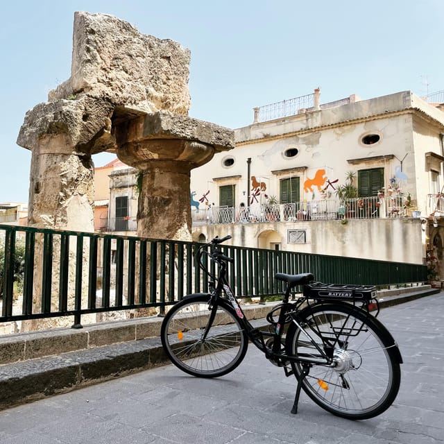 Siracusa E-bike rental service - Starting with Ortigia’s compact streets