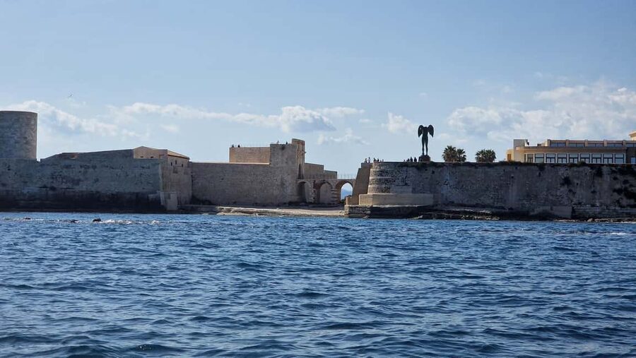 Siracusa: Ortigia +sea caves +Pillirina +fishing experience - Pillirina Bay in the Plemmirio Nature Reserve