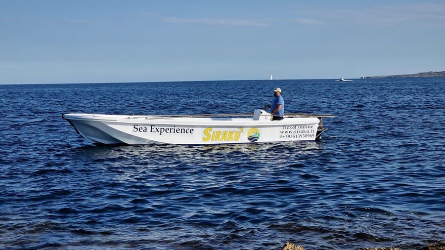 Siracusa: PRIVATE boat excursion 2,5h - Who will enjoy this boat trip most?