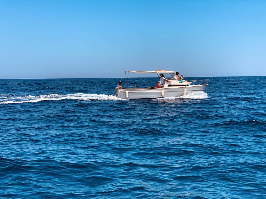 Siracusa: Private Boat Excursion to Ortigia with Prosecco - Ortigia, the Umbertino Bridge, and the return route