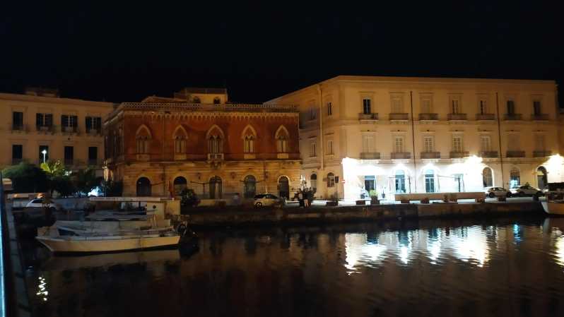 Siracusa Tour: Ortigia by Night in English - Starting beside the Temple of Apollo