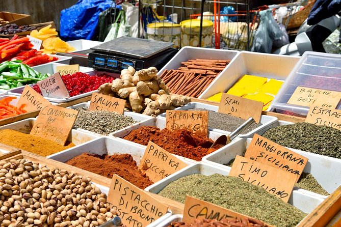 Streeet food tour in Ortigia - Starting at Apollo Temple in Ortigia