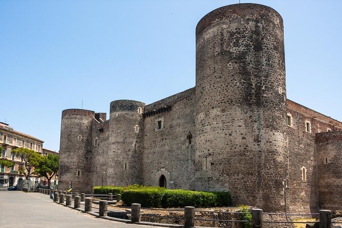 Street food tour of Catania by night - Key points to know before booking