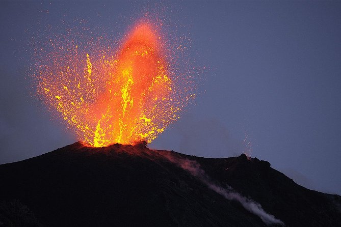 Stromboli: sunset trekking to Sciara del Fuoco - Ashàra - Watching eruptions after dark