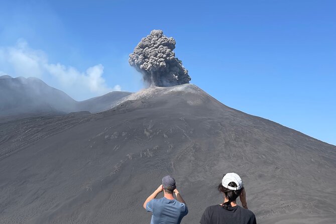 Summit Etna North 3380mt: 4x4 and trekking - Starting among the lava flows at Piano Provenzana