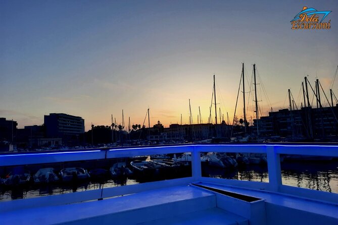 Sunset boat tour with aperitif and swimming break - The swimming break and time to slow down