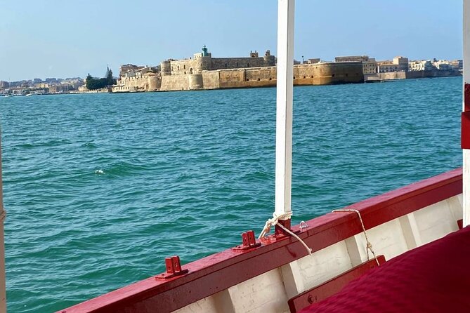 Sunset boat tour with aperitif and swimming break - The aperitif may function as dinner