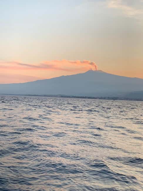 Sunset tour in search of dolphins with aperitif - Key points to know before booking