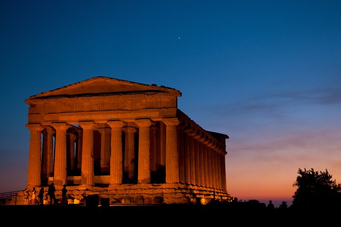 Sunset tour of the Valley of the Temples with skip-the-line ticket - A sunset walk among Agrigento’s Greek temples