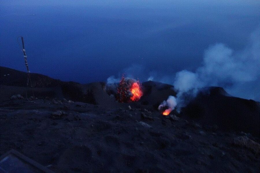 Sunset Trekking on vulcano Stromboli - Why Stromboli at sunset is special