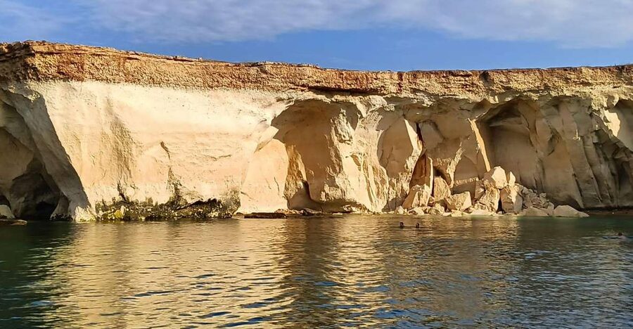 Syracuse:Boat tour Ortigia,Pillirina and seacaves - Guides, language, and the feel of the trip