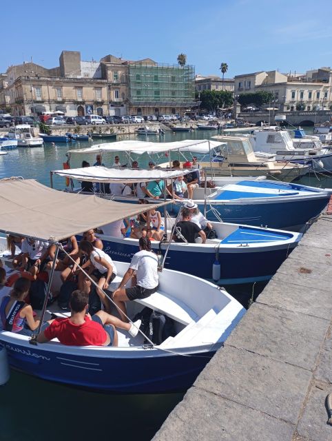 Syracuse:Boat tour Ortigia,Pillirina and seacaves - Ortigia from the water