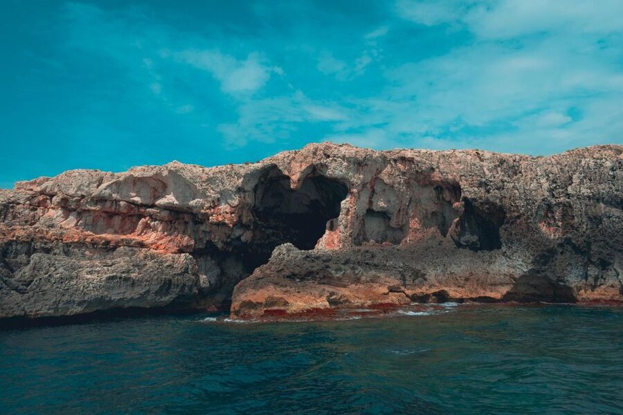 Syracuse: Boat tour with aperitif - Choosing sun, shade, or a little of both